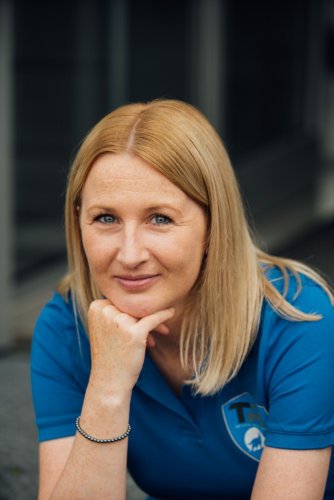 Julia Ehls, Projektassistentin